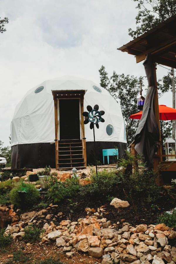 Waterfront Luxury Glamping Dome Hotel Rogersville Kültér fotó