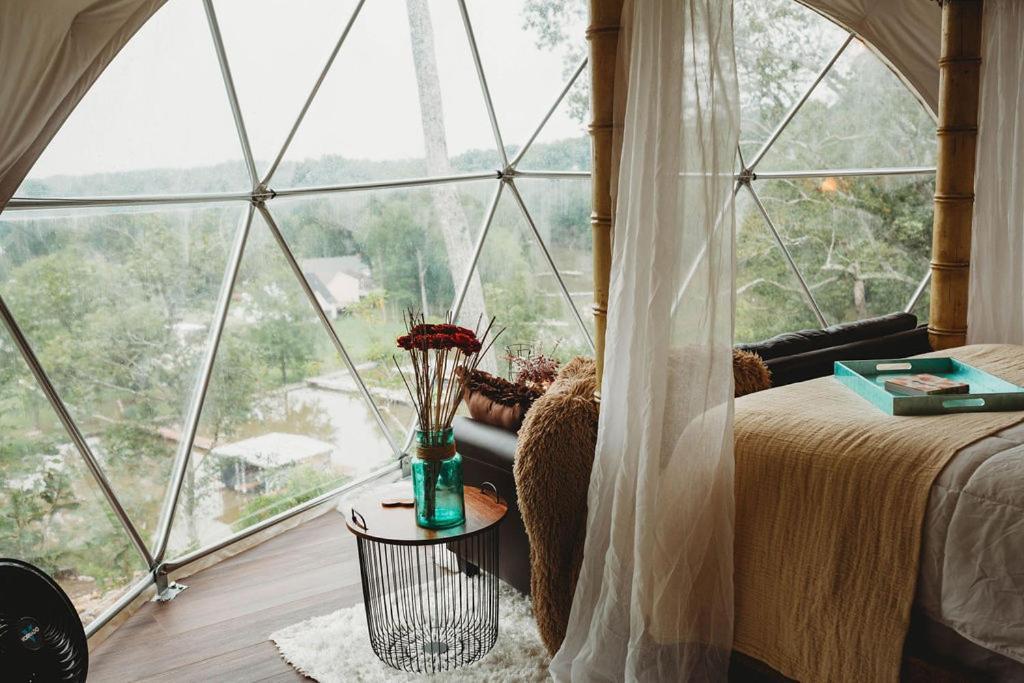 Waterfront Luxury Glamping Dome Hotel Rogersville Kültér fotó